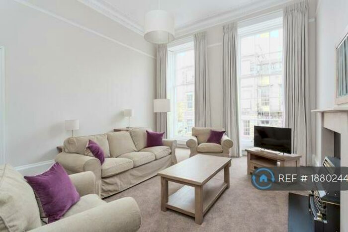 3 Bedroom Flat To Rent In Newtown/Stockbridge, Edinburgh, EH4