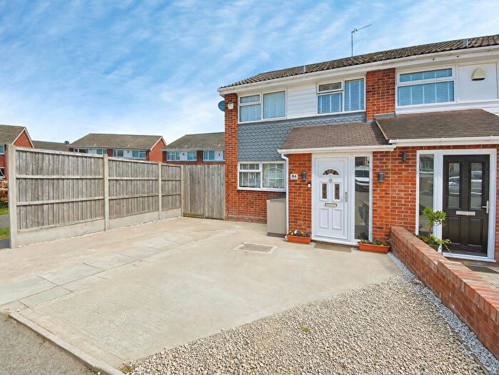 3 Bedroom Semi-Detached House For Sale In Coombe Drive, Sittingbourne, ME10