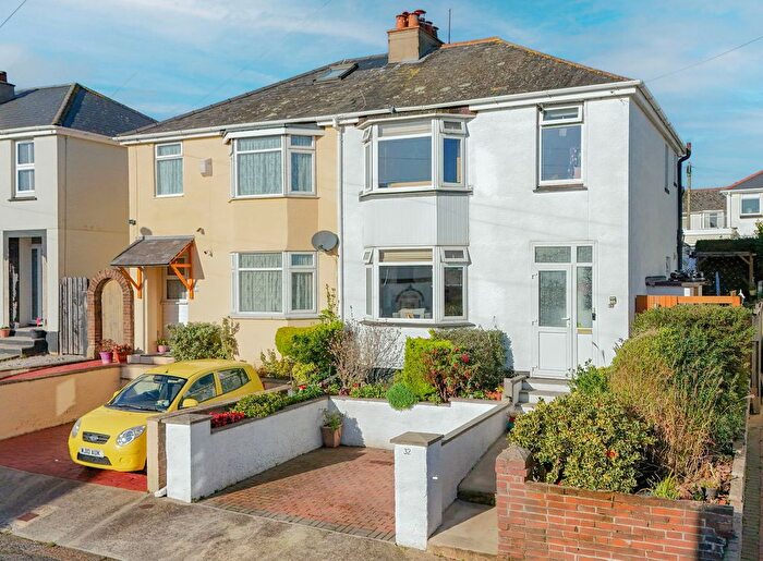 3 Bedroom Semi Detached House For Sale In Hillside Road, Paignton, TQ3