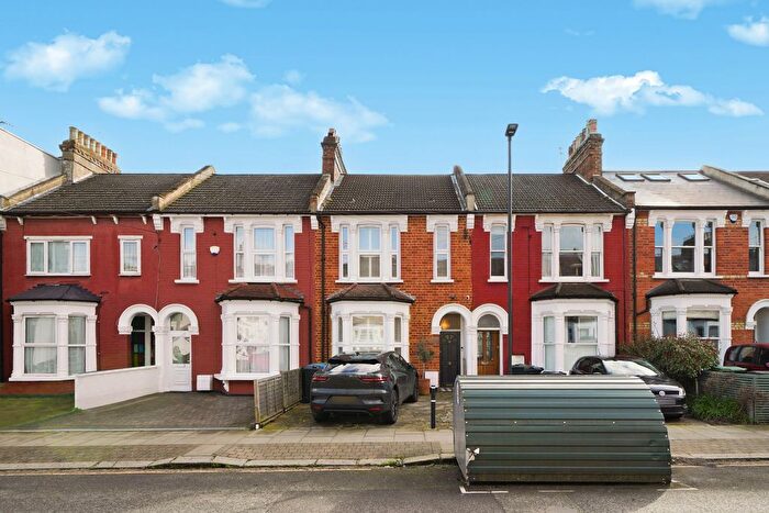 3 Bedroom Terraced House For Sale In London, N22