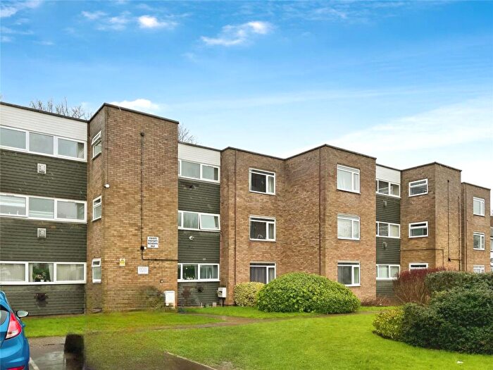 3 Bedroom Flat To Rent In Hillcrest, Baldock, Hertfordshire, SG7