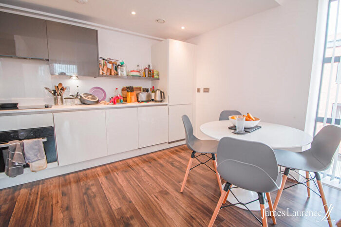 2 Bedroom Apartment To Rent In Tenby House, Pope Street, Jewellery Quarter, B1