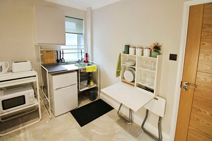 Studio To Rent In Blythwood Road, Pinner, HA5