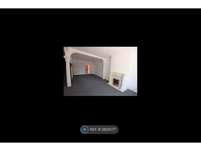 2 Bedroom End Terrace House To Rent In Sealand Road, Chester, CH1
