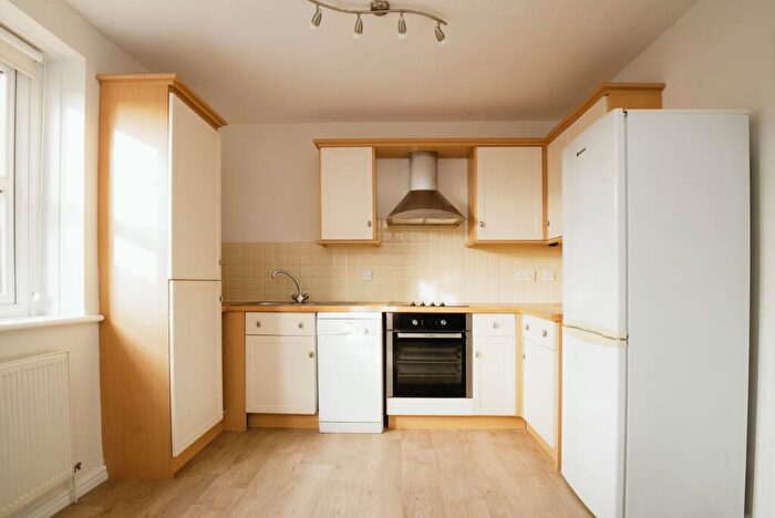 2 Bedroom Apartment To Rent In Penylan Road, Penylan, CF23