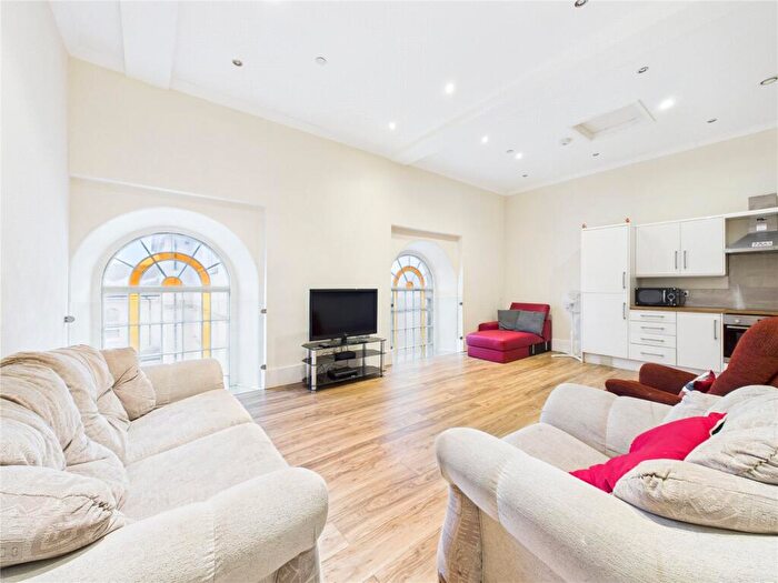 1 Bedroom Apartment For Sale In Blackhorse Road, Kingswood, Bristol, BS15