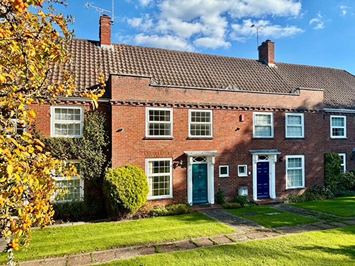 3 Bedroom Terraced House For Sale In St. Cross, Winchester, SO23