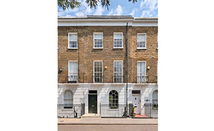4 Bedroom Terraced House For Sale In Paultons Square, London, SW3