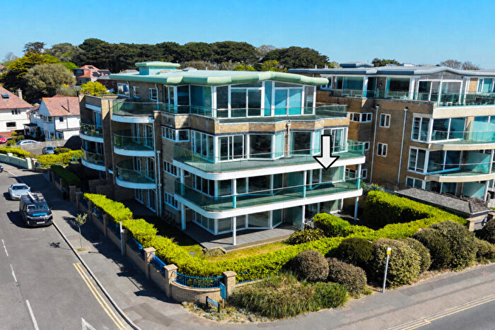 2 Bedroom Apartment To Rent In Montague Road, Bournemouth, BH5