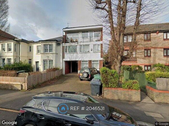 2 Bedroom Flat To Rent In Clarence Road, London, N22