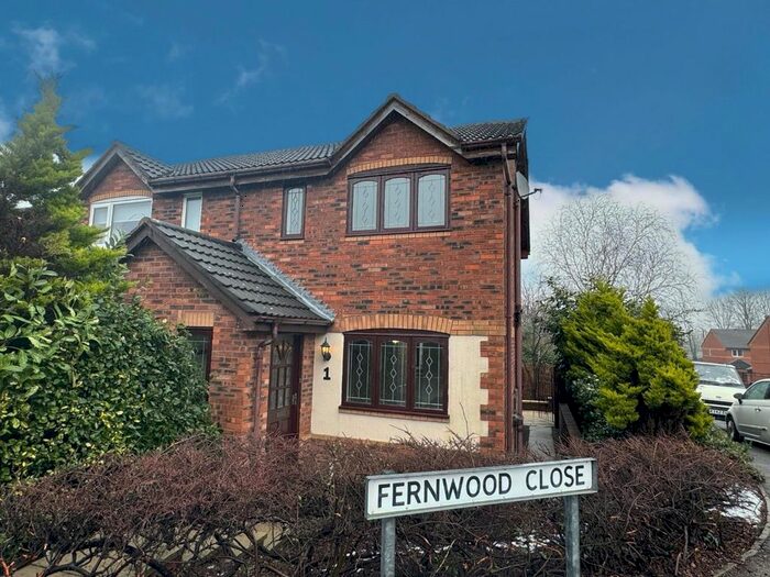 3 Bedroom Semi-Detached House To Rent In Fernwood Close, Hasland, Chesterfield, S41