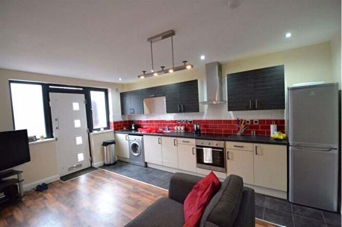 1 Bedroom Flat To Rent In Bristol Road South, Northfield, Birmingham, B31