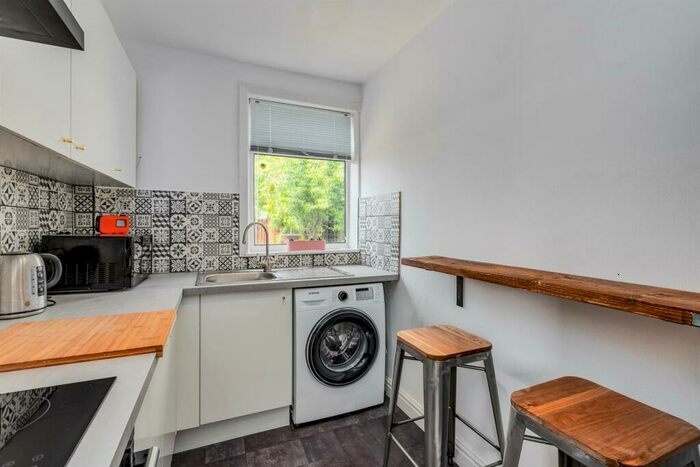 4 Bedroom House To Rent In Pen Park Road, Bristol, BS10