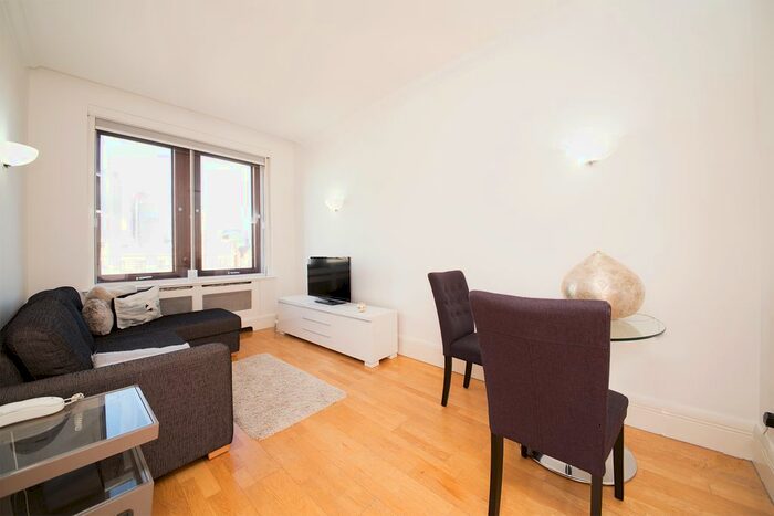 1 Bedroom Flat To Rent In Whitehouse Apartments, Belvedere Road, Southbank, London, SE1