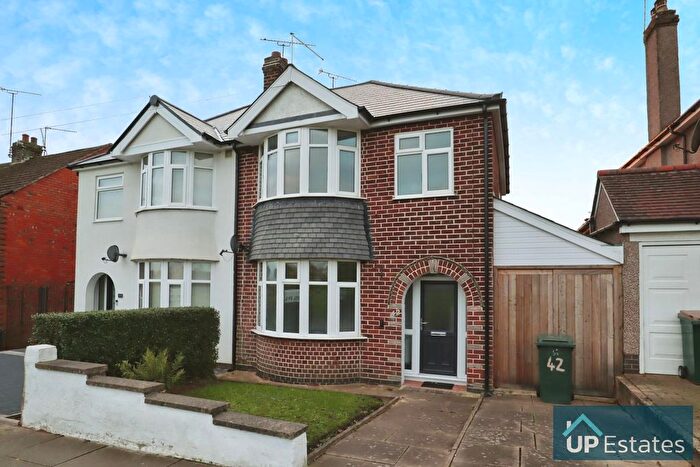 3 Bedroom Semi-Detached House To Rent In The Park Paling, Coventry, CV3