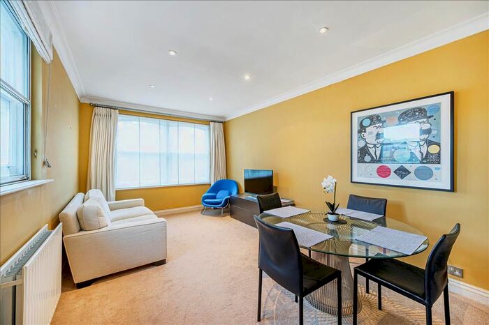 3 Bedroom Flat To Rent In Arlington Gardens, Chiswick, W4