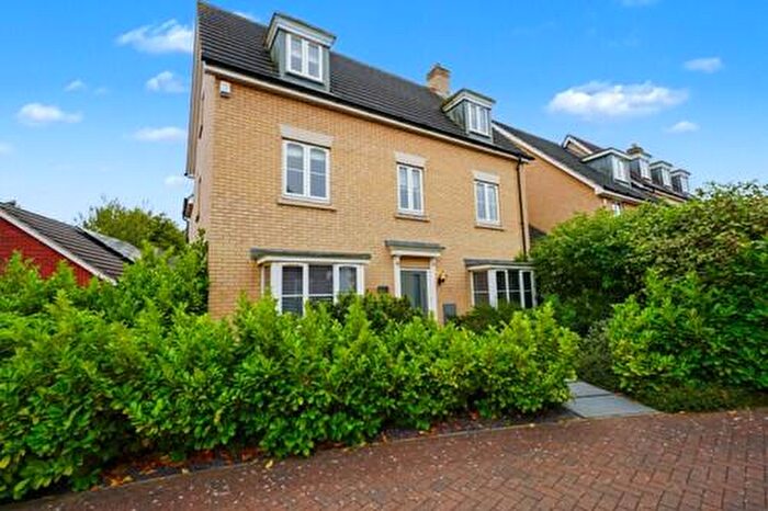 Property For Sale In Mountfield Close, Little Canfield., CM6
