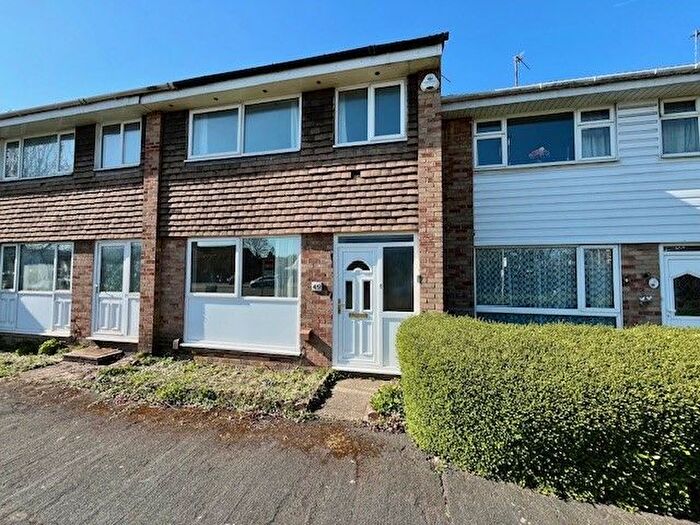 3 Bedroom Terraced House To Rent In Wendover Road, Aylesbury, HP21