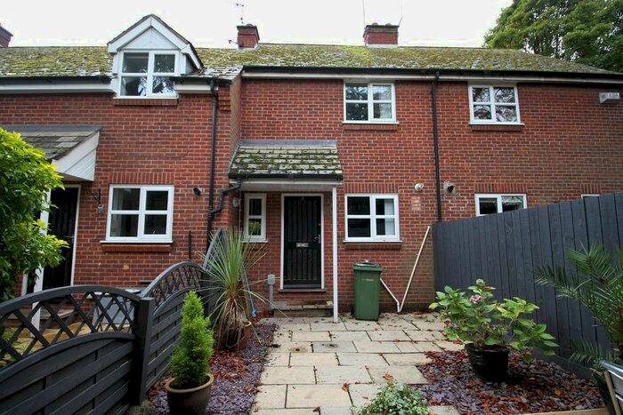 2 Bedroom Terraced House To Rent In Cedar Court, Turners Lane, North Ferriby, HU14