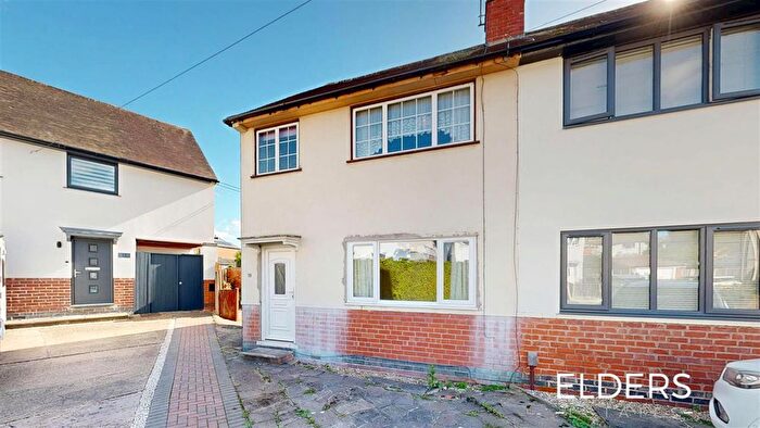 3 Bedroom Semi-detached House For Sale In Nursery Hollow, Ilkeston, DE7