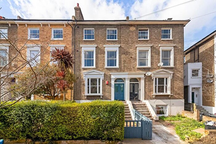 3 Bedroom Maisonette For Sale In Tyrwhitt Road, Brockley, London, SE4