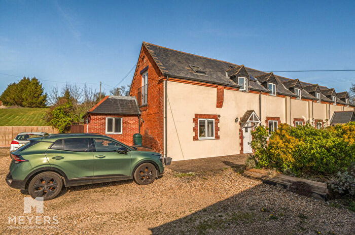 4 Bedroom Semi Detached House For Sale In Charminster, Dorchester, DT2
