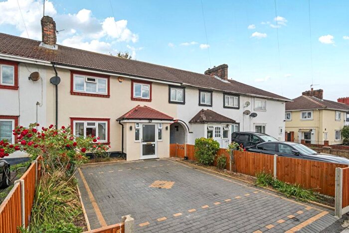 4 Bedroom Terraced House To Rent In Claremont Avenue, New Malden, KT3