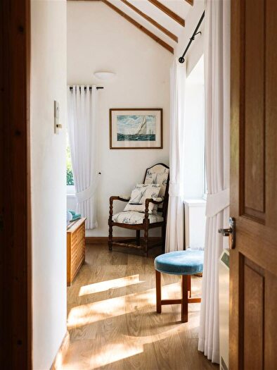 2 Bedroom Chalet For Sale In Wootton Bridge, Isle Of Wight, PO33