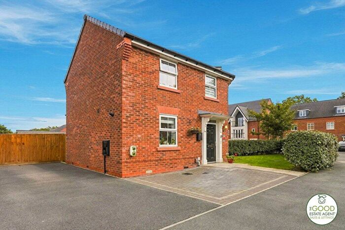 3 Bedroom Detached House For Sale In Primrose Way, Wilsmlow, Cheshire East, SK9