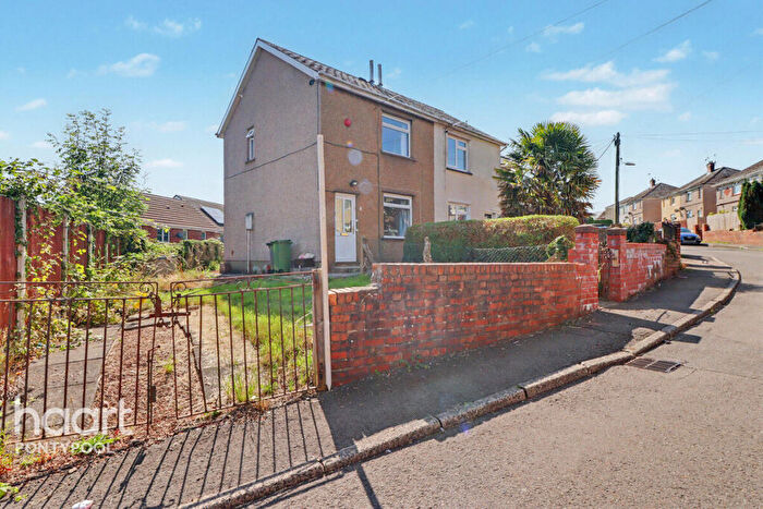 2 Bedroom Semi-Detached House For Sale In Prince Street, Pontypool, NP4