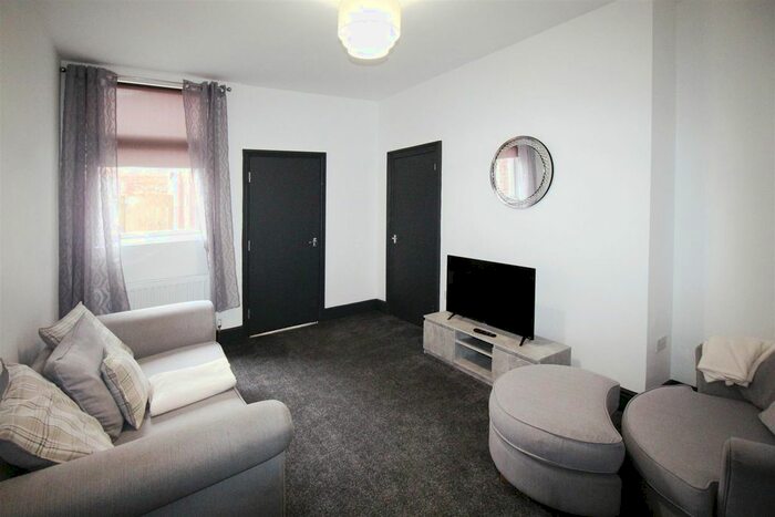 2 Bedroom Flat To Rent In Stanhope Road, South Shields, NE33