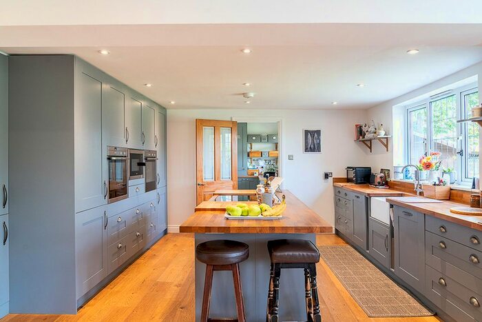 4 Bedroom Semi-Detached House For Sale In Back Lane, Stock, CM4