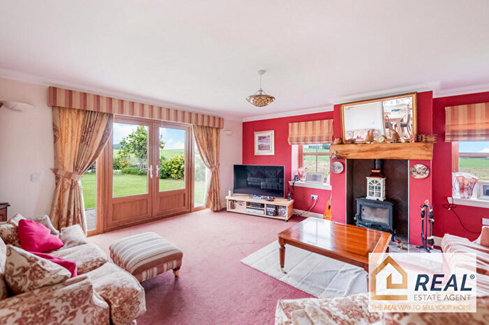 4 Bedroom Detached House For Sale In Bore Row, FK7