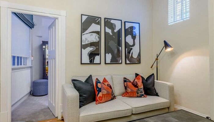 1 Bedroom Flat To Rent In Park Road, London, NW8