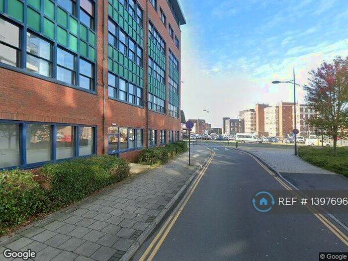 2 Bedroom Flat To Rent In Beckhampton Street, Swindon, SN1