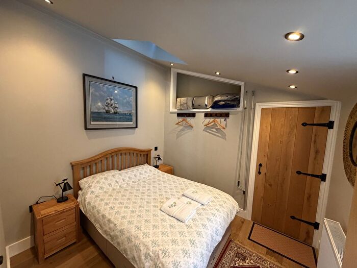 1 Bedroom Flat To Rent In High Street, Sevenoaks, TN13