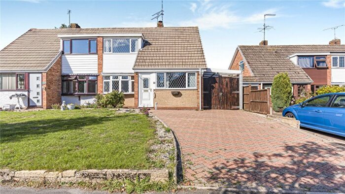2 Bedroom Bungalow For Sale In Silver Walk, Nuneaton, Warwickshire, CV10