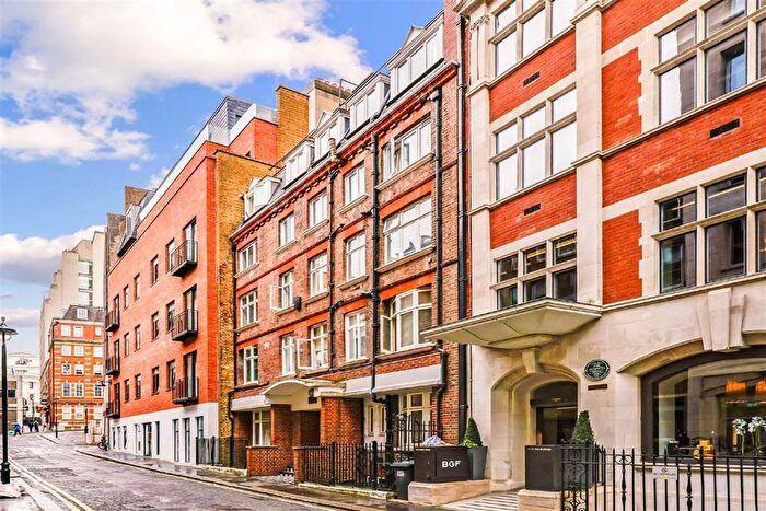 1 Bedroom Flat To Rent In York Buildings, London, WC2N