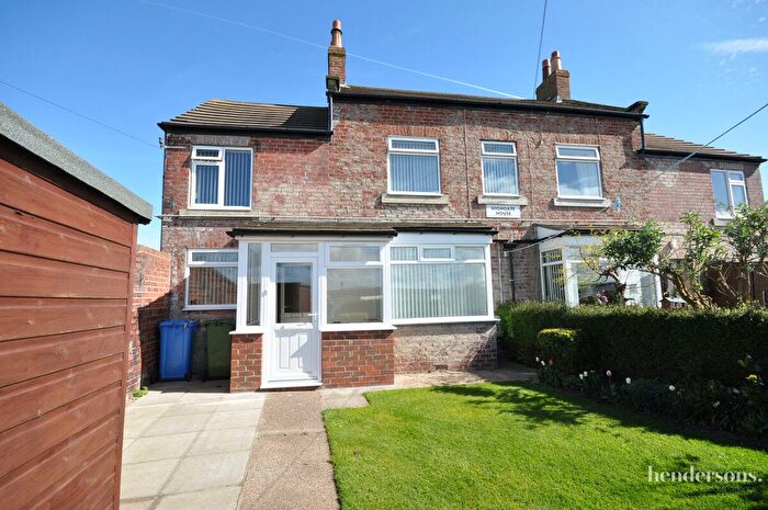 3 Bedroom Semi-Detached House To Rent In High Gate Howe, Whitby, YO22