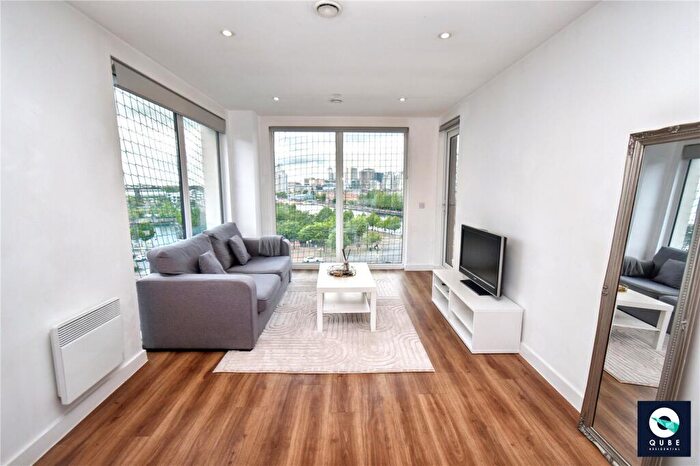 2 Bedroom Property For Sale In The Gateway, Trafford Rd, Greater Manchester, M5