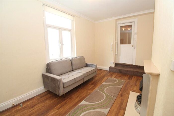 4 Bedroom House To Rent In Marion Street, Cardiff, CF24