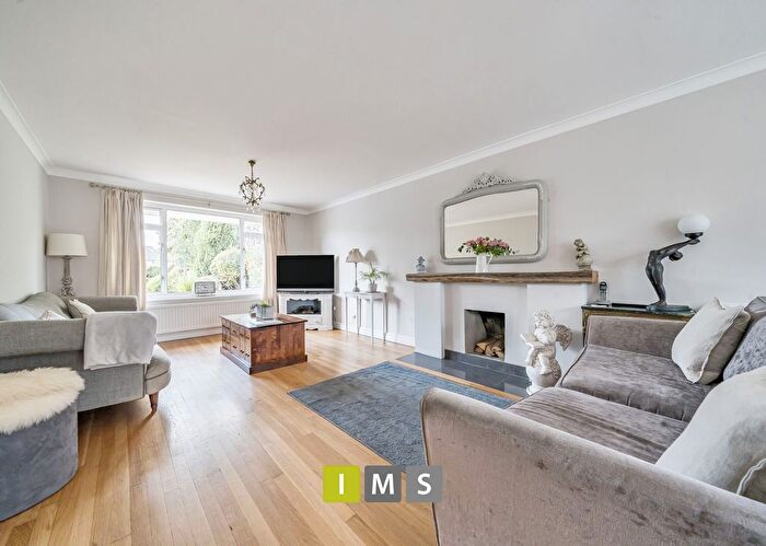 4 Bedroom Detached House For Sale In Wendlebury, Bicester, OX25