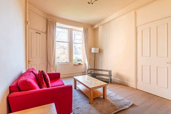 1 Bedroom Flat To Rent In L Springvalley Terrace, Edinburgh, EH10