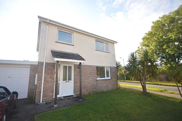 3 Bedroom Detached House To Rent In Moorfield Road, Pool, Redruth, TR15
