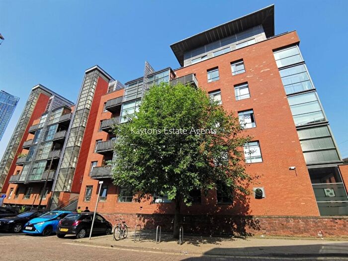 1 Bedroom Apartment To Rent In Deansgate Quay, Deansgate, Manchester, M3