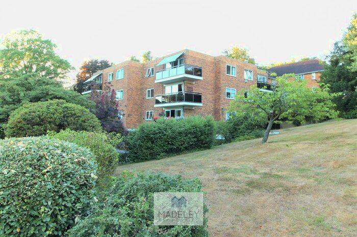 1 Bedroom Flat To Rent In Shannon Way, Beckenham, BR3
