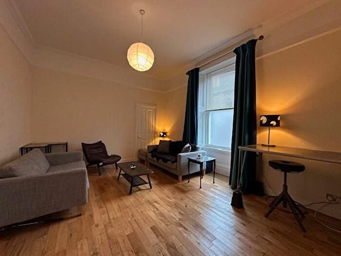 1 Bedroom Flat To Rent In North Silver Street, Aberdeen, AB10
