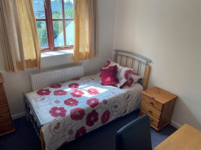 1 Bedroom House To Rent In Rooms Available At A Mill Road, Cambridge, CB1