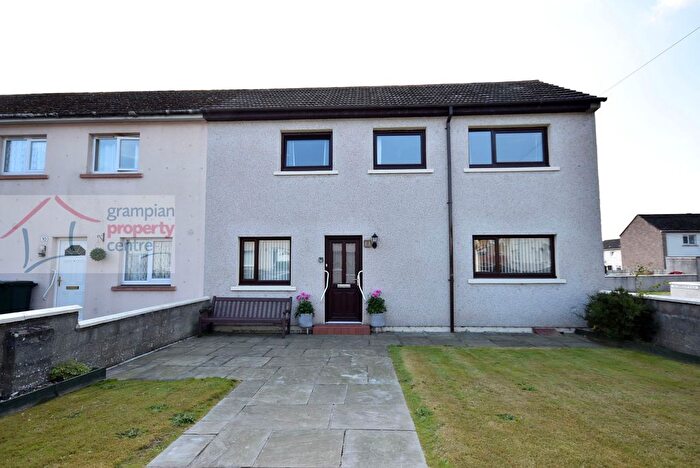 3 Bedroom End Of Terrace House For Sale In Calcots Court, Elgin, IV30