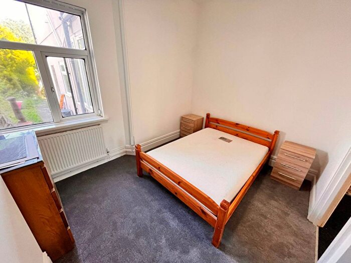 2 Bedroom Flat To Rent In Connaught Road, Roath, CF24